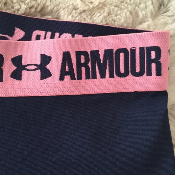 Navy Under Armour shorts NWOT - Picture 3 of 3